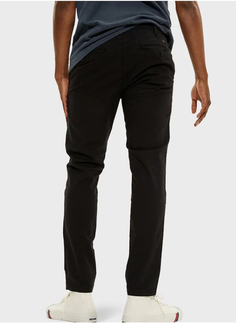 American Eagle Essential Skinny Fit Chinos