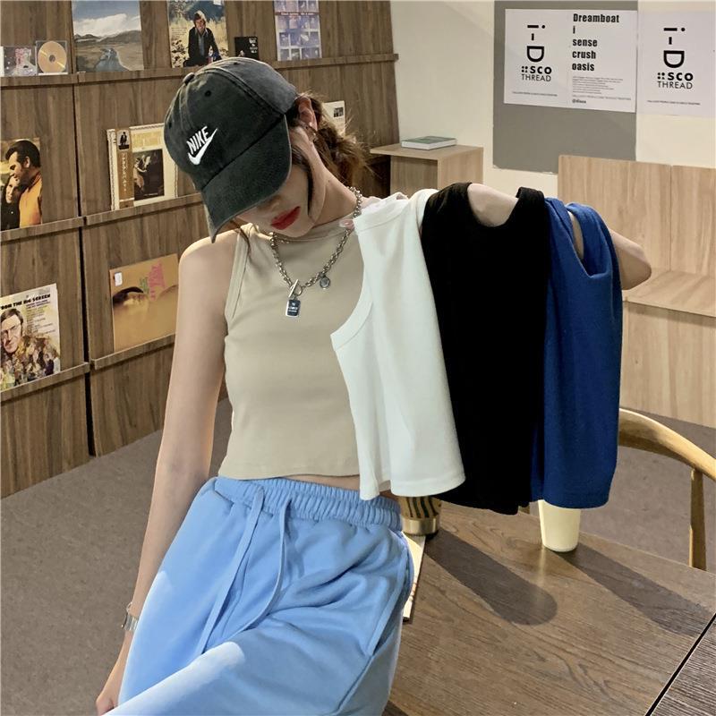 American Style Small Round Neck Slim Navel Short Outer Wearing Vest Summer 2025 New Hot Girl Sling Top Design Sense - Image 3