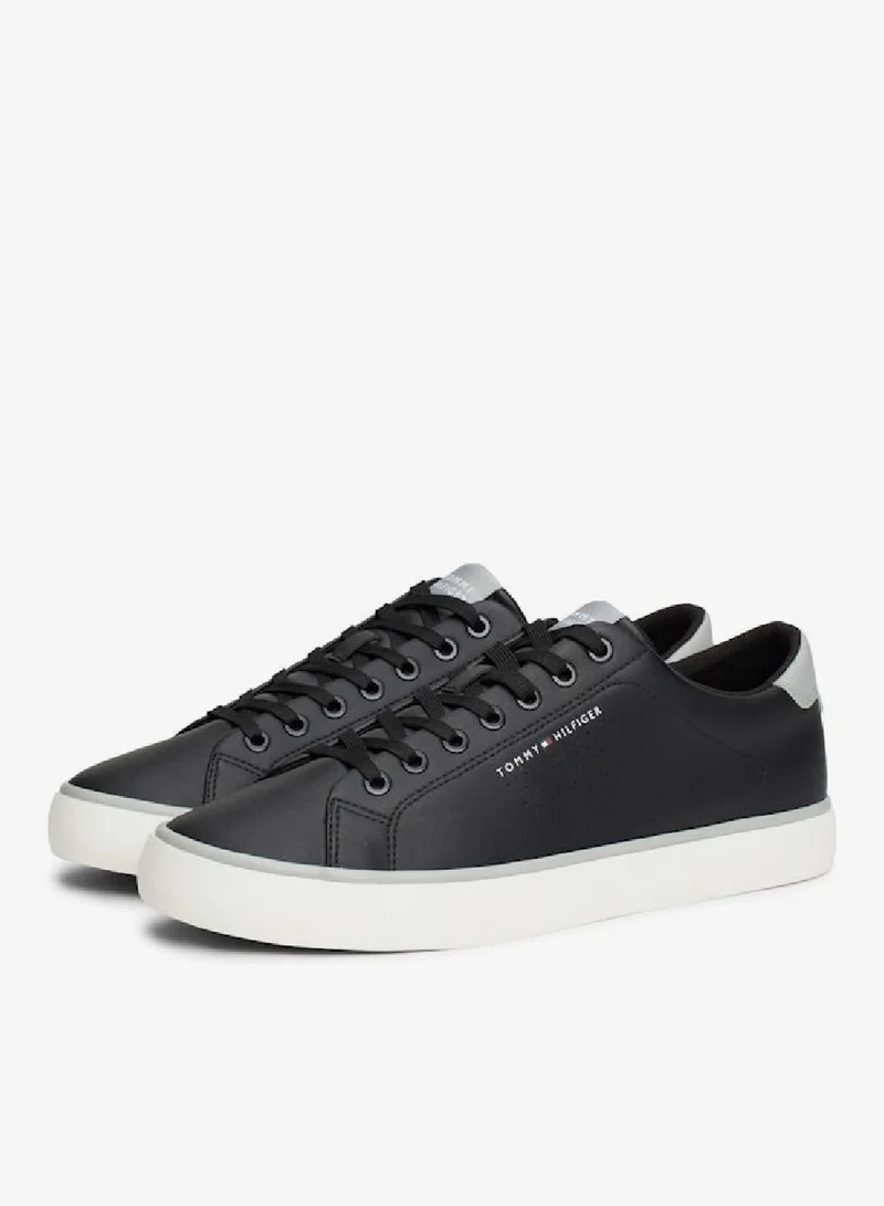 TOMMY HILFIGER Vulcano Low Core Sneakers Low Top