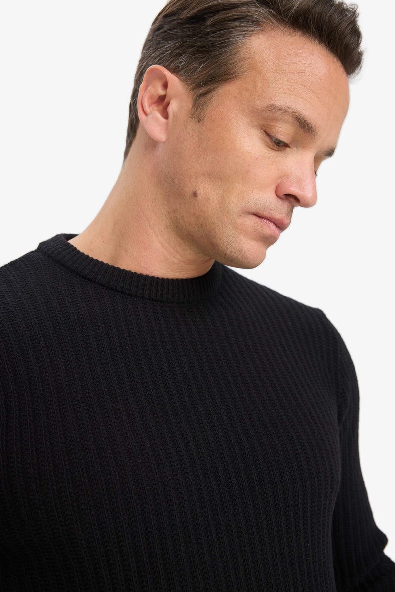 DeFacto Black Man Standard Fit Crew Neck Knitwear Pullover Casual - Image 5