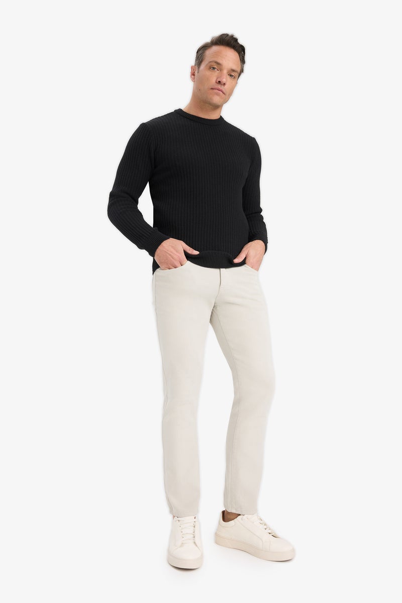 DeFacto Black Man Standard Fit Crew Neck Knitwear Pullover Casual - Image 2