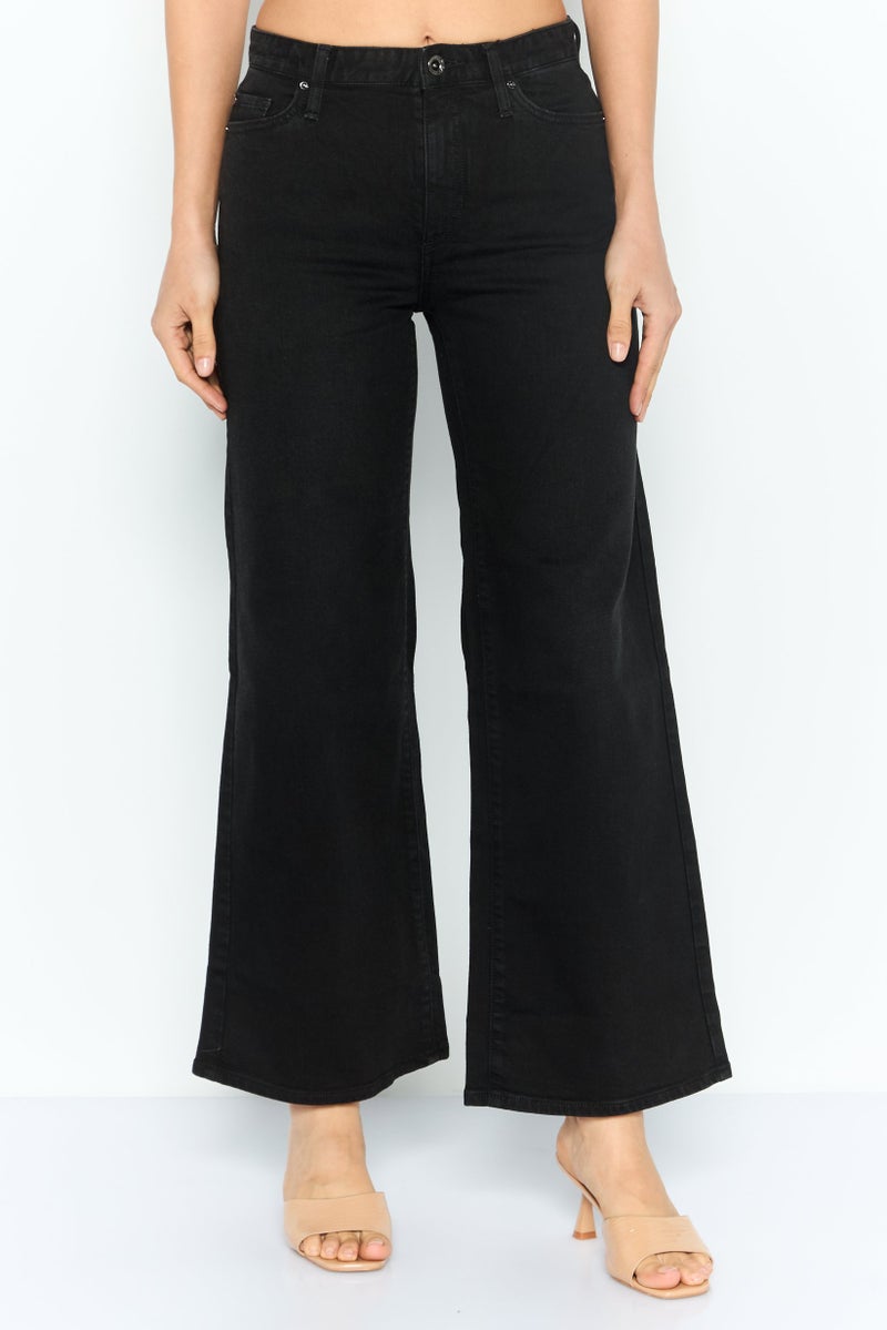 armani جينز نسائي بقصة عادية وخصر مرتفع واسع مقصوص، أسود - Image 1