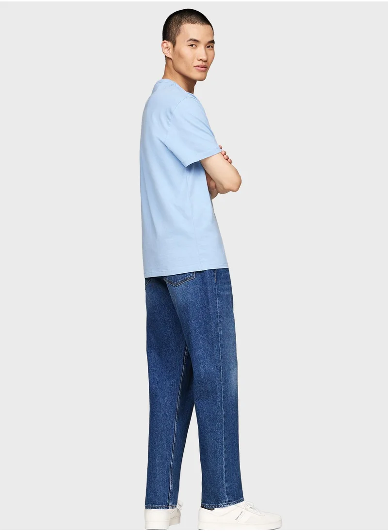 TOMMY JEANS Logo Crew Neck T-Shirt