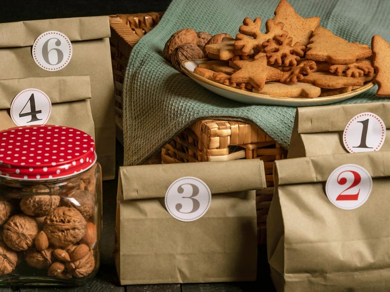 BagDream 500 Pack #4 Standard Lunch Bags, Natural Brown Kraft Paper Lunch Sacks Bulk for Snacks, Sandwich, Crafts, Party Favor Paper Bags 4 lb Capacity - Image 4