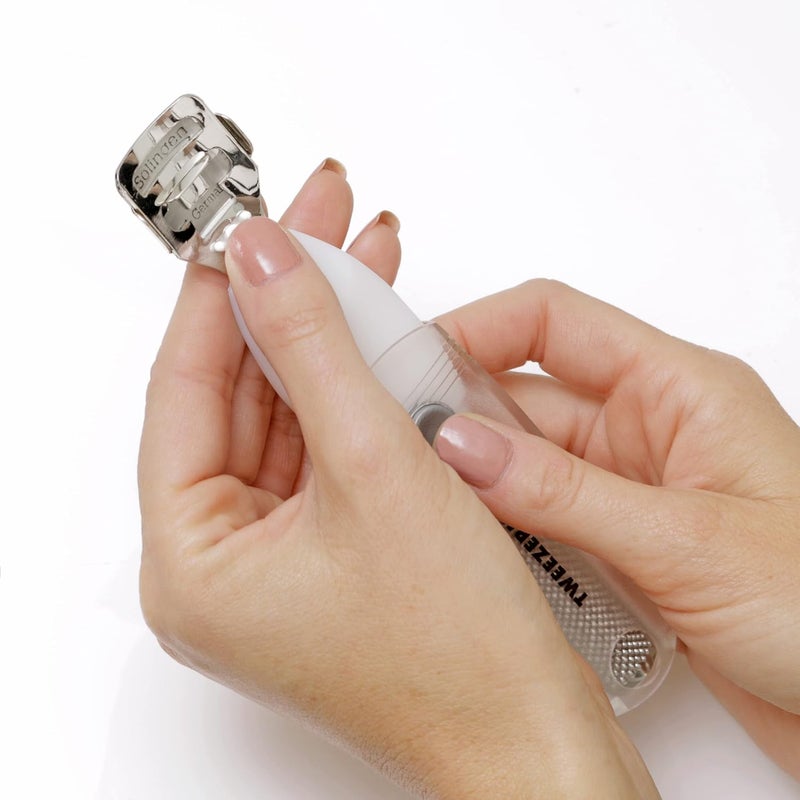 Tweezerman Safety Slide CallUS Shaver/Rasp - White - Image 3