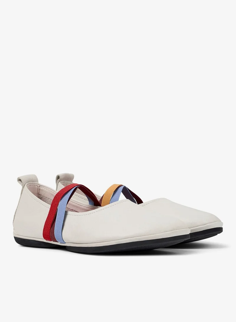 Camper Right Nina Women Ballerinas - White