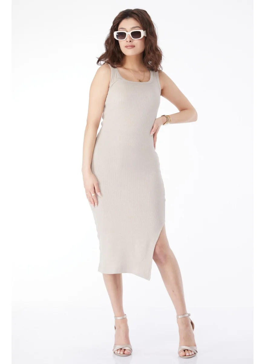 Tofisa 24529-BEJ Kaer Collar Slit Midi Dress