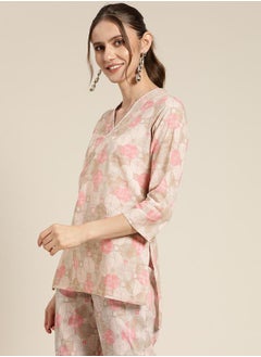 SASSAFRAS Geometric Print High Low Hem Top by Styli  - Image 3