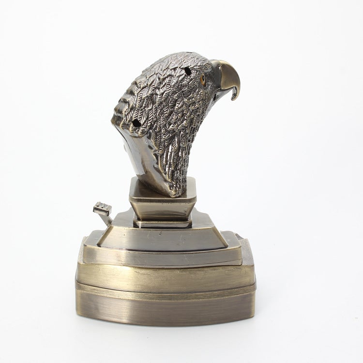 Metal Eagle Head Ashtray Creative Animal Shape Office Home Decorative Collectible - Image 4