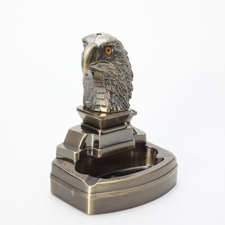 Metal Eagle Head Ashtray Creative Animal Shape Office Home Decorative Collectible - Image 1