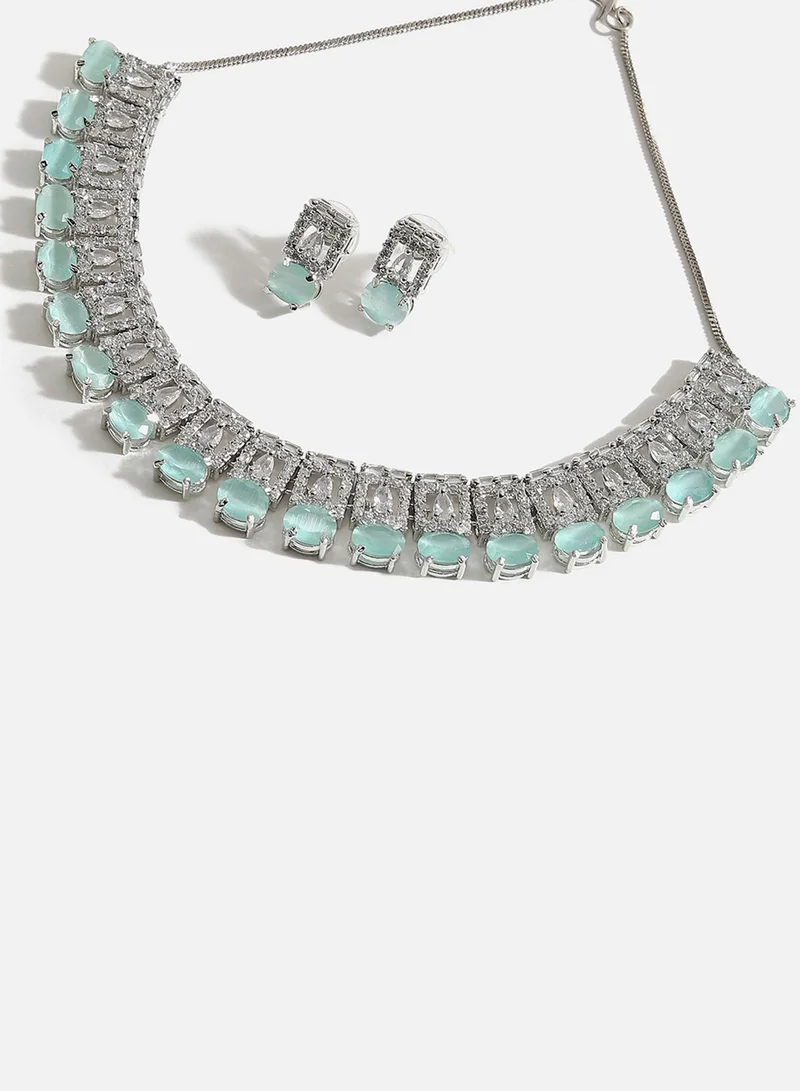 سوهي طقم قلادة وأقراط من الألماس الأمريكي والحجر المصمم المطلي بالفضة