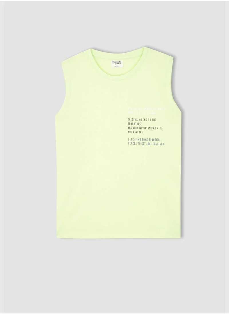 ديفاكتو Regular Fit Sleeveless Slogan Print Vest