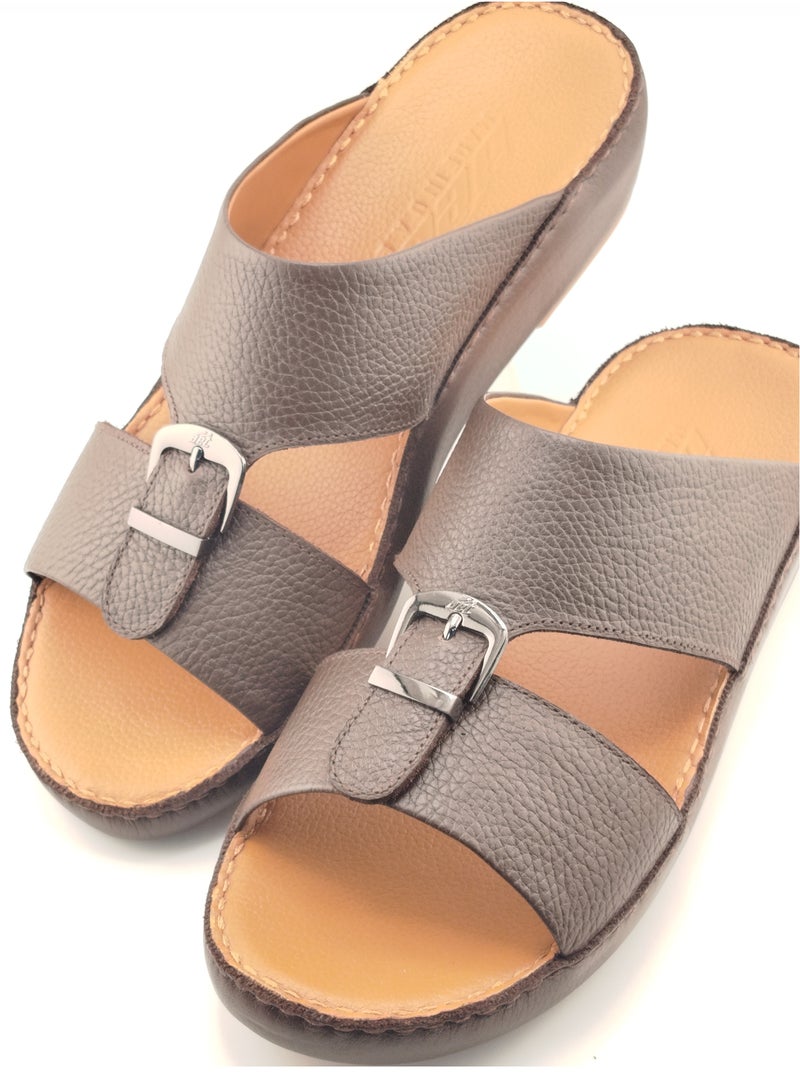 النهام نعال النهام للرجال | شبشب يومي | نعال رجالي عربي من الجلد الطبيعي بالكامل مع مشبك | نعل داخلي بني | صنادل عربية خارجية | مريح وخفيف الوزن - Image 2