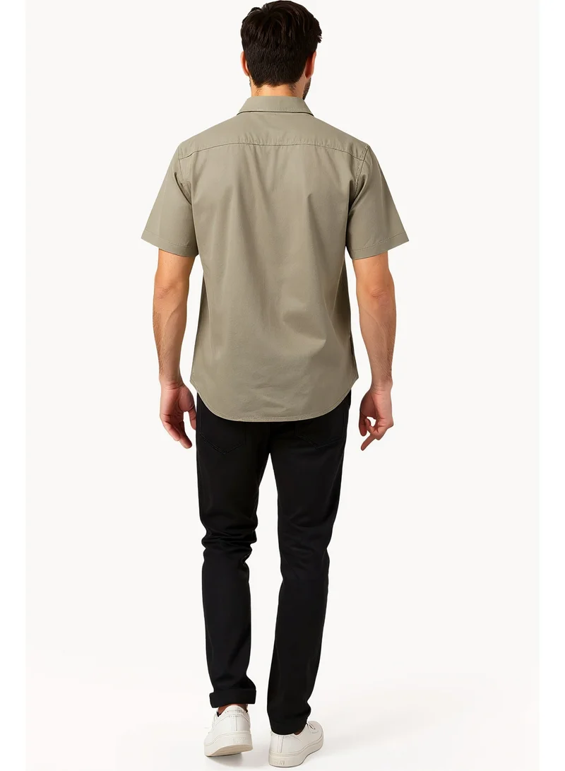 فرنش كونكشن قميص كتان بأكمام قصيرة