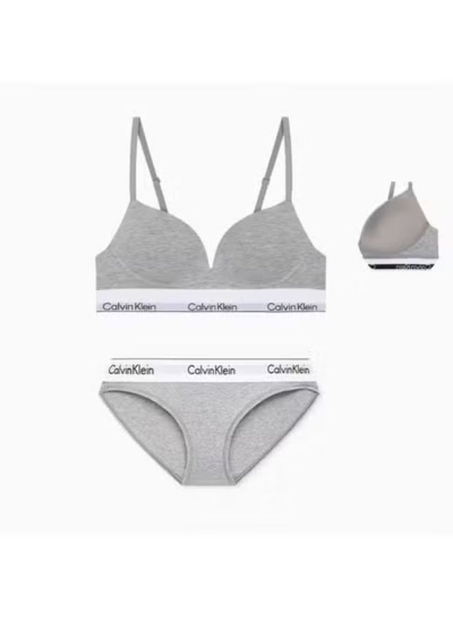 طقم حمالة صدر قطن مودال بفتحة عميقة