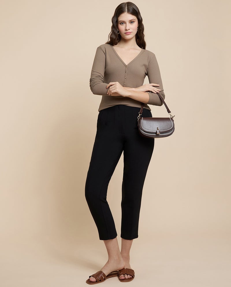 R&B Ribbed Top with V-Neck and Long Sleeves - Image 2