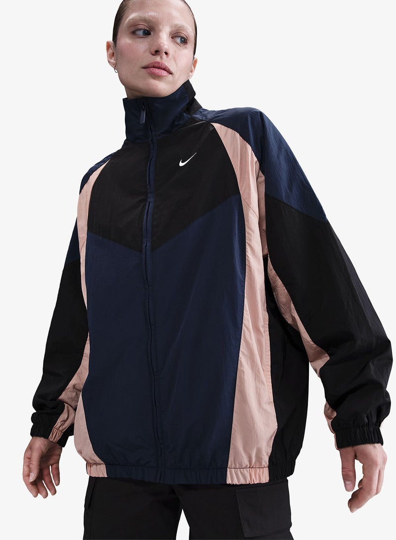 نايكي جاكيت رياضي واسع من نيو ستريت - Image 3