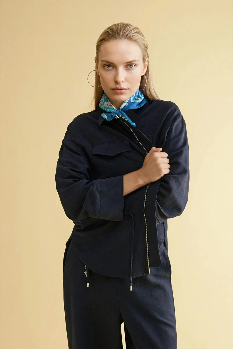 ديفاكتو Relax Fit Linen Blend Zip-Up Shirt