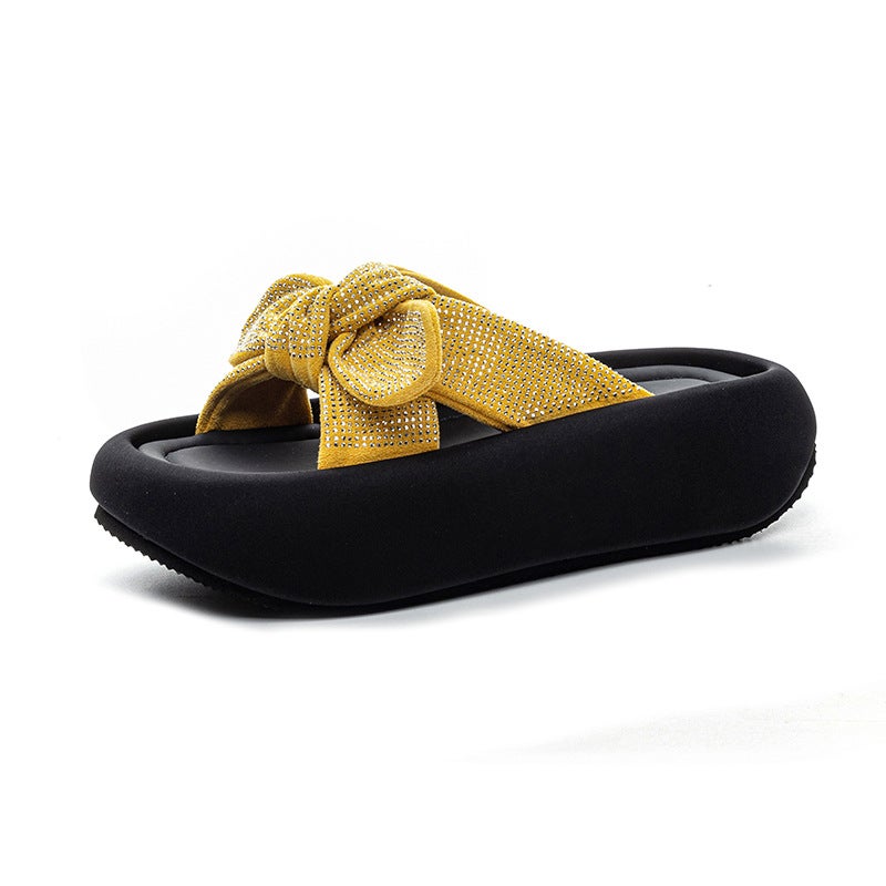 الراينستون الملابس الخارجية الانزلاق على Sandals للمرأة 2026 أسلوب جديد Bowknot الموضة العادية متعددة الاستخدامات سميكة مبيعات أحذية الشاطئ للمرأة - Image 5