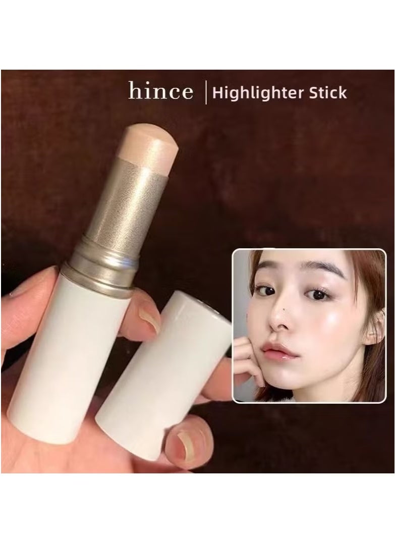 هينس Hince True Dimension Radiance Balm ، 5 جم (خفيف) - هايلايتر طبيعي لامع للوجه بألوان شفافة لتفتيح البشرة. Ultra - Slim Texture ، عصا مكياج متعددة الاستخدامات لأحمر الخدود وظلال العيون - Image 3