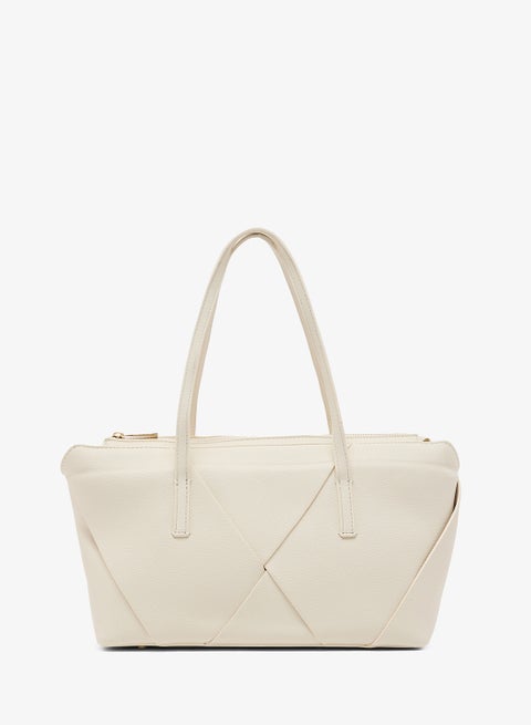 structured east-to-west tote