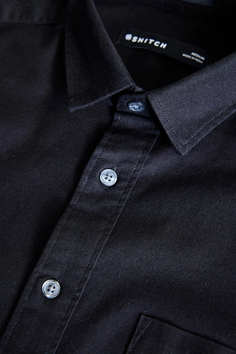 سنيتش Black Solid Long Sleeve Slim Fit Casual Shirt
