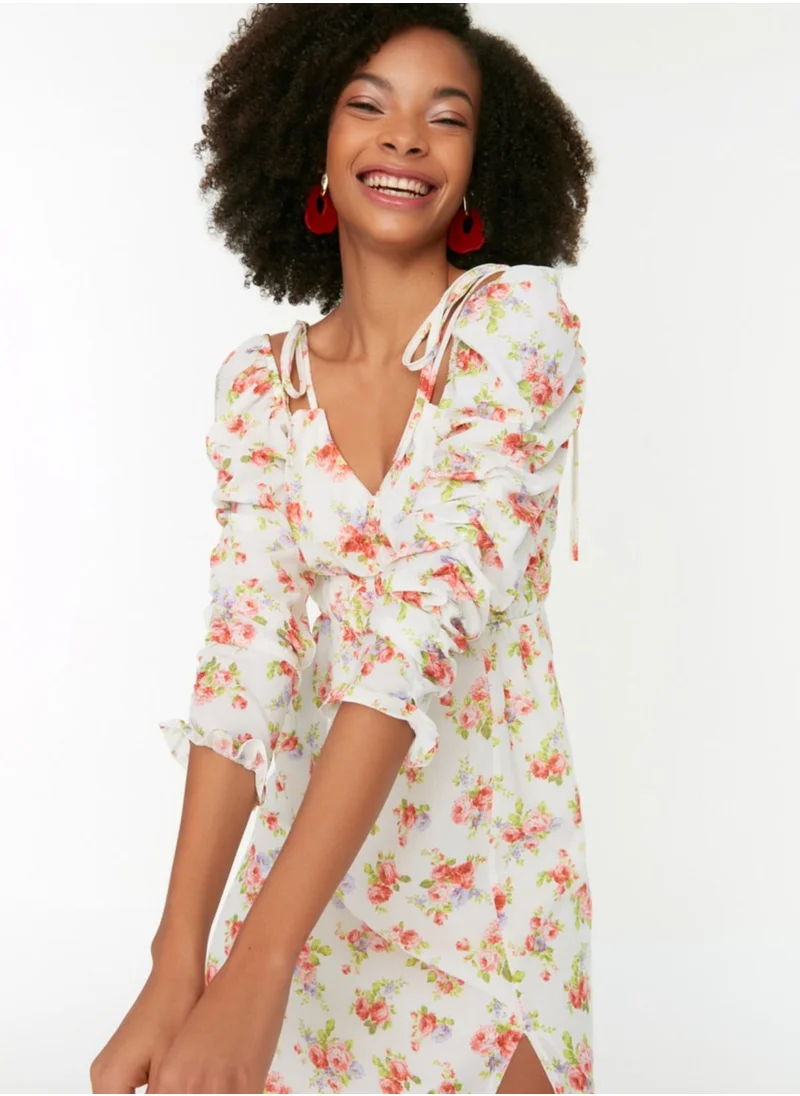 trendyol Side Split Floral Print Dress