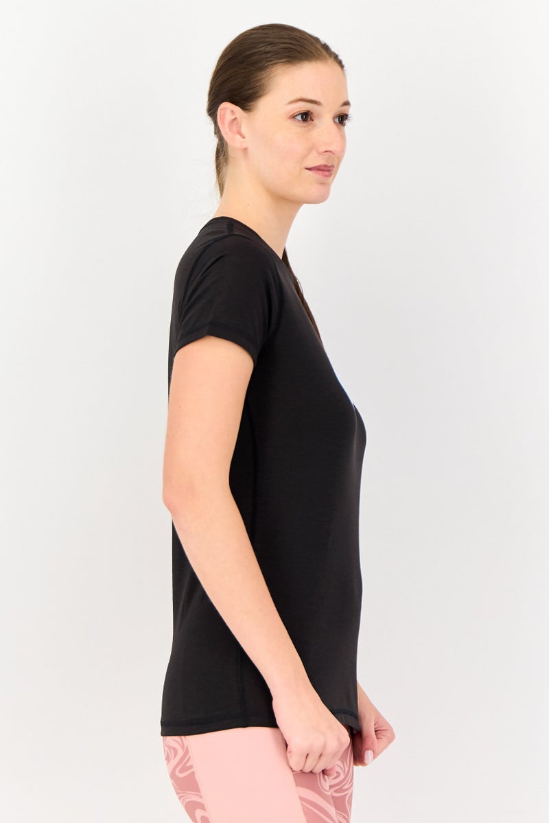 PUMA Women  Sportswear Fit Short Sleeves Running T-shirt, Black - Image 2