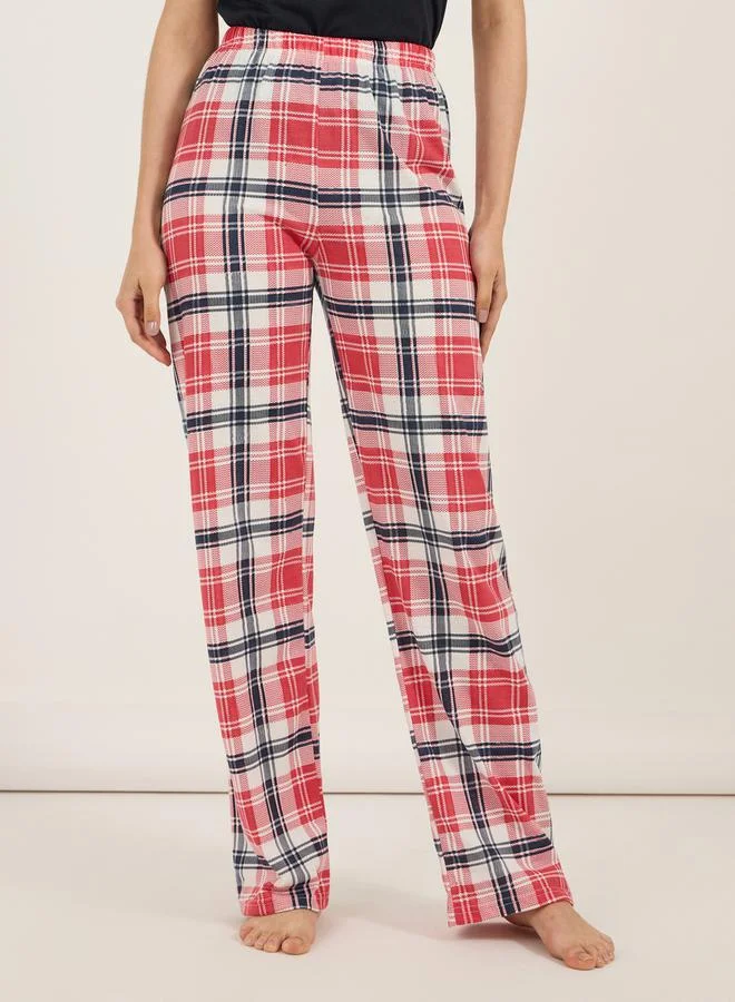Styli Checked Print Pocket Dropped Shoulder T-Shirt & Pyjama Set