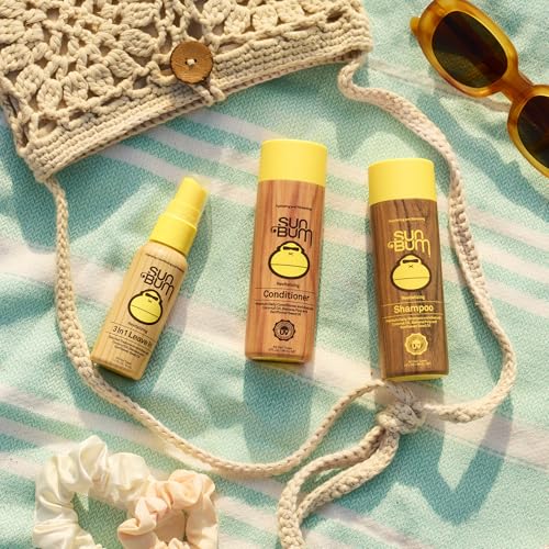 Sun Bum بلسم سون بوم المنعش 3 في 1 - مزيل تشابك مضاد للتجاعيد - مناسب للألوان مع حماية من الأشعة فوق البنفسجية - غني بزيت جوز الهند والموز - 1.5 أونصة (عبوة من 3) - Image 3