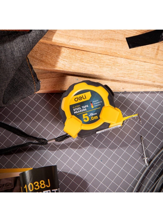 Deli DL3796Y Self-Locking Measuring Tape 5m x 19mm - ABS Case with Automatic Lock - Professional Retractable Tape Measure - Image 4