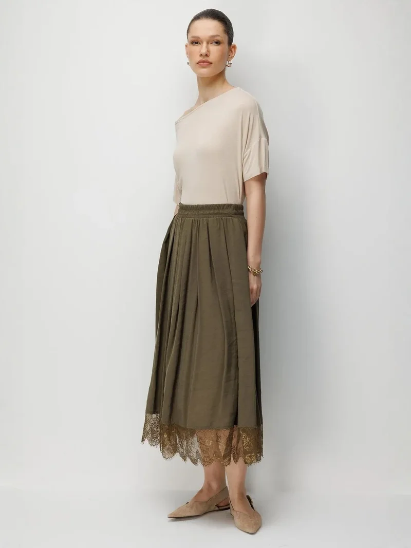 ميكسراي MIXRAY High Waist Midi Skirt with Embroidery