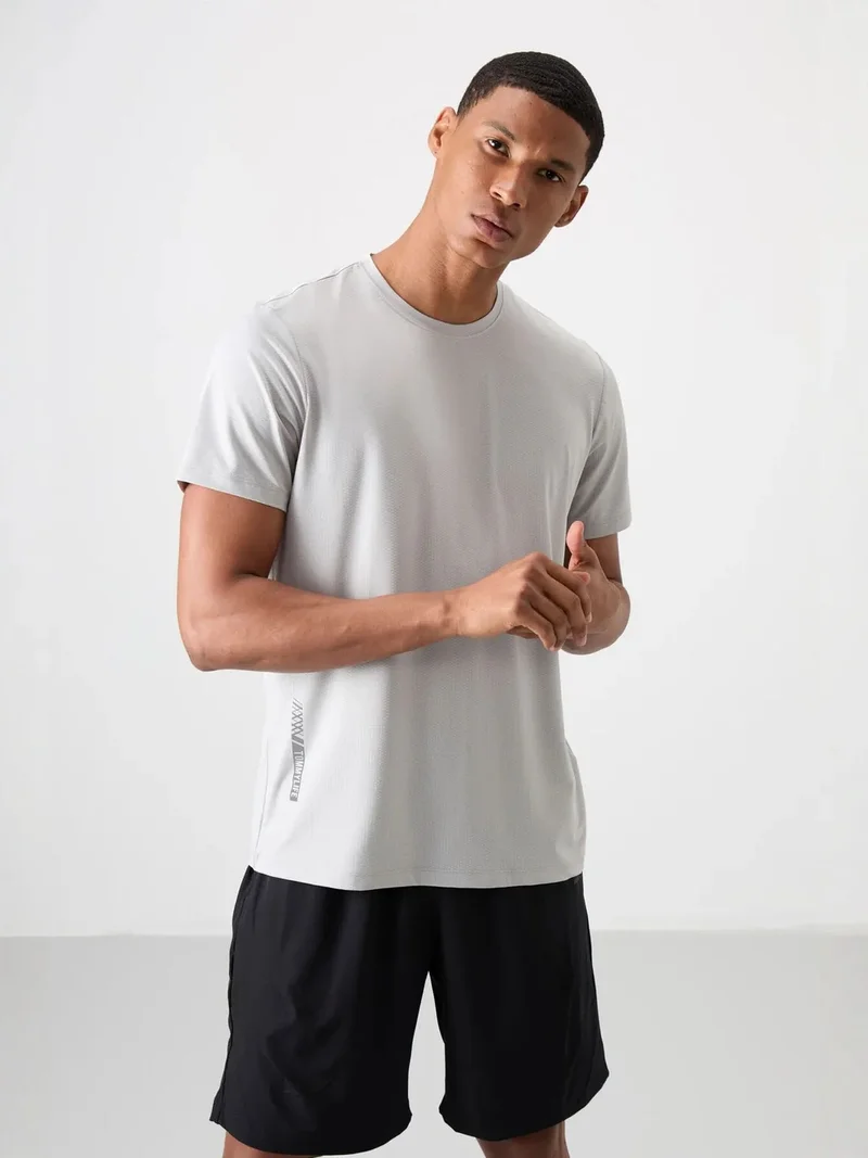 تومي لايف TOMMY Men's Regular Fit Crew Neck T-Shirt