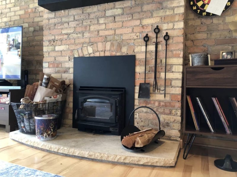 Rocky Mountain Radar حامل حطب داخلي من روكي ماونتن جودز بتشطيب زخرفي معدني لحامل الحطب المدفأة بحجم مثالي للاستخدام الداخلي مفتاح التجميع متضمن لمنزل حديث أو كلاسيكي - Image 2