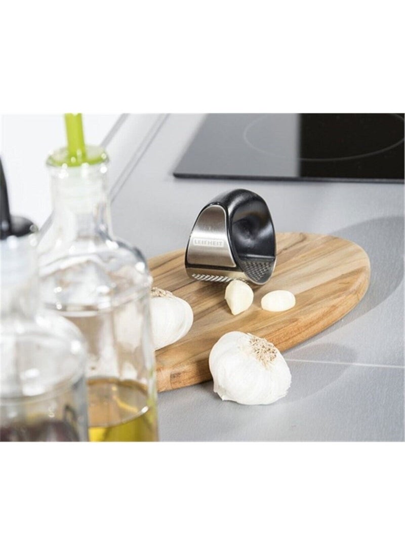 LEIFHEIT Knobi Garlic Crusher  - Image 2