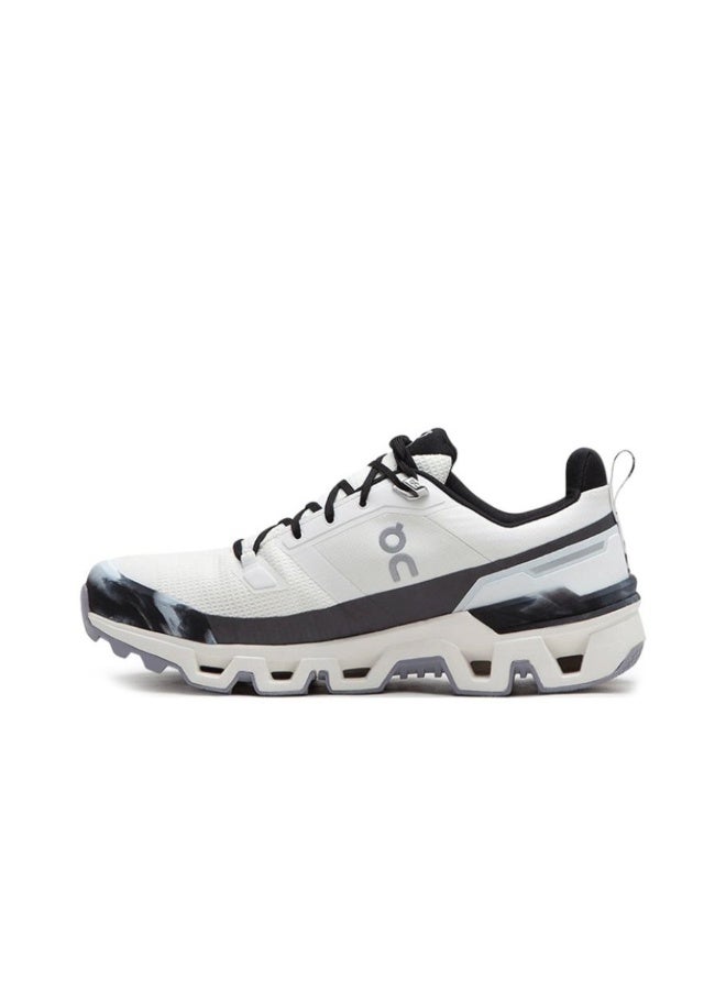 أون أحذية رياضية عارضة - Image 1