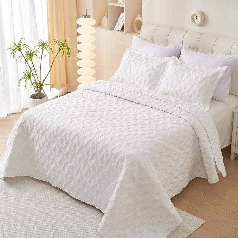 Cmfshape Queen Quilt Bedding Set,3 Pieces 92"x96" Diamond Embroidery Quilt Set,Lightweight Soft Quilt Set for All Seasons,Soft Bedspread Reversible Coverlet(Ivory,92"x96") - Image 3