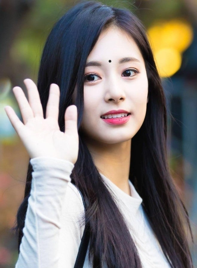 فاما ملصقات بيندي صغيرة سوداء مستديرة من فاما، كومكوم بينديا، للاستخدام اليومي على الجبهة، تشوتي كالي بيندي للنساء والفتيات - 252 ملصقًا - Image 5