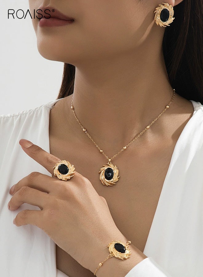 رويس طقم مجوهرات نسائي مكون من أربع قطع، مجموعة مجوهرات عصرية وفريدة من نوعها غير منتظمة مطلية بالذهب مرصعة بأحجار كريمة سوداء بيضاوية الشكل متألقة من الزهور للسيدات، قلادة هندسية، أقراط، سوار، وخاتم، مطلية بالذهب - Image 2