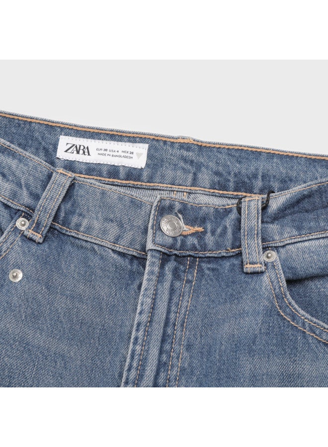 Zara women's Washed And Distressed Casual Versatile Snap Button Embellished Design Jeans - Image 4