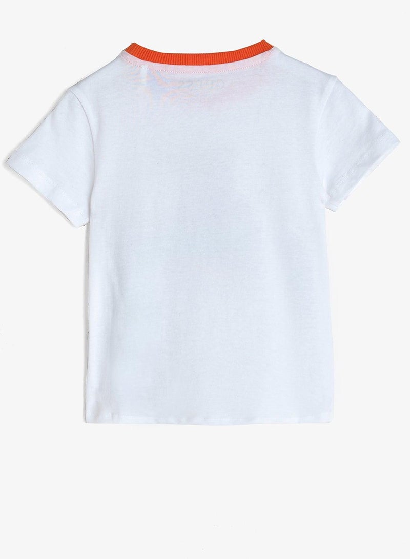 GUESS Kids T-Shirt And Shorts Set - Image 4
