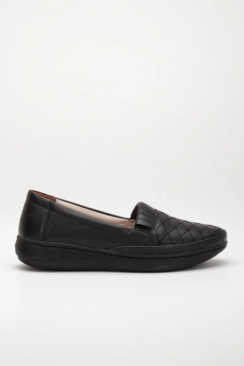 Dilimler Ayakkabı Slices Shoes Genuine Leather Black Women's Casual Shoes with Embroidery Detail