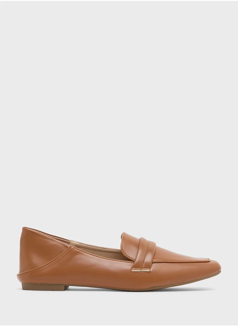 ايلا Classic Penny Loafer