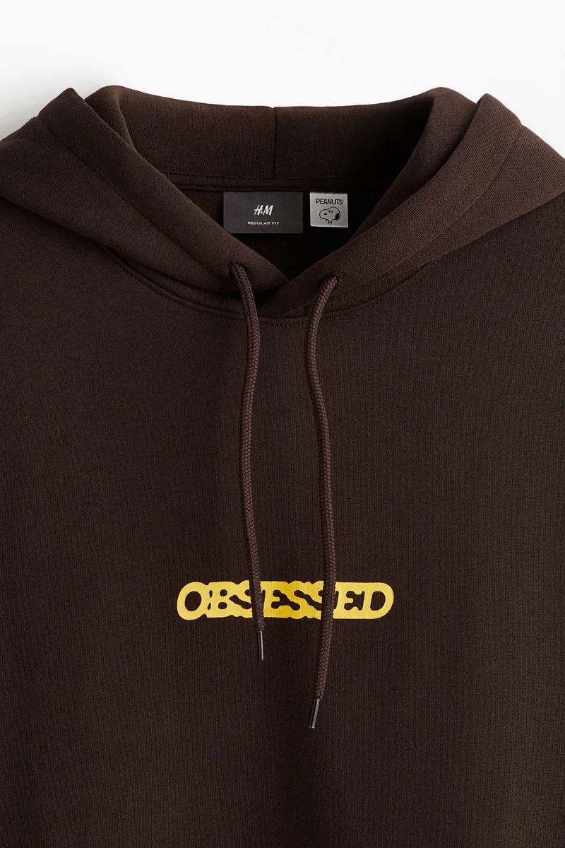 اتش اند ام بلوزة بقبعة