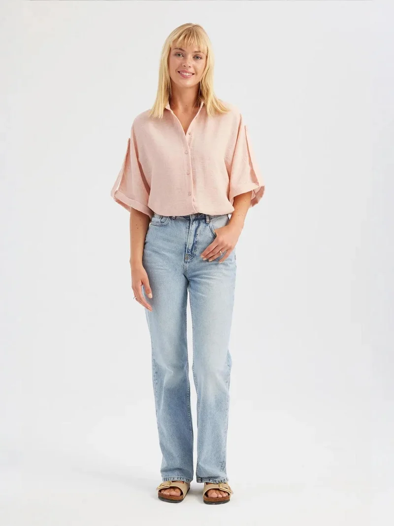 زوبعة قميص بأكمام قصيرة مريح