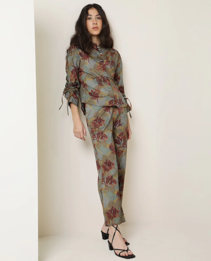Rareism Women's Tailored Fit Printed Trousers