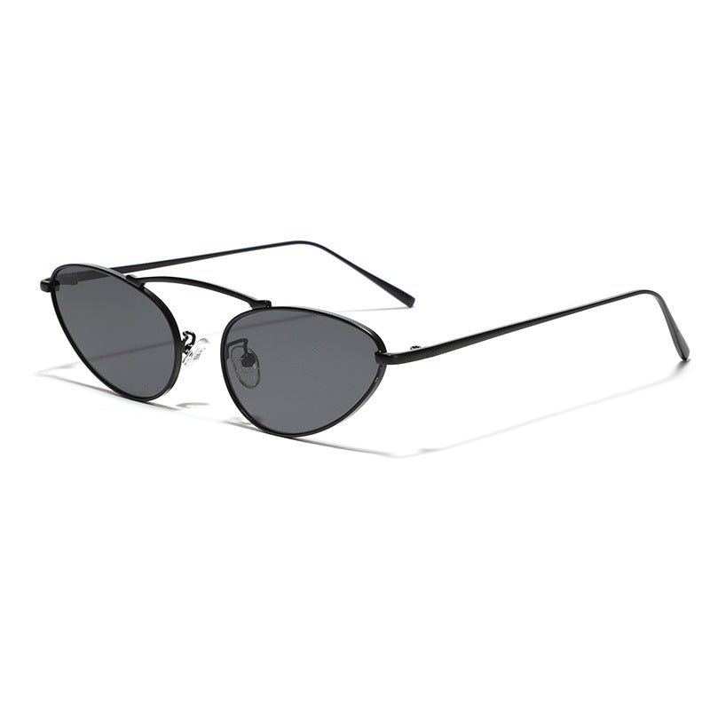 XunGe Metal Cat-Eye Sunglasses Unisex All Black