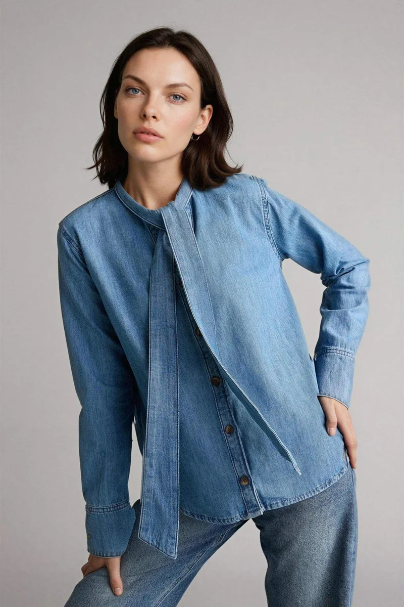 ديفاكتو Regular Fit Denim Shirt