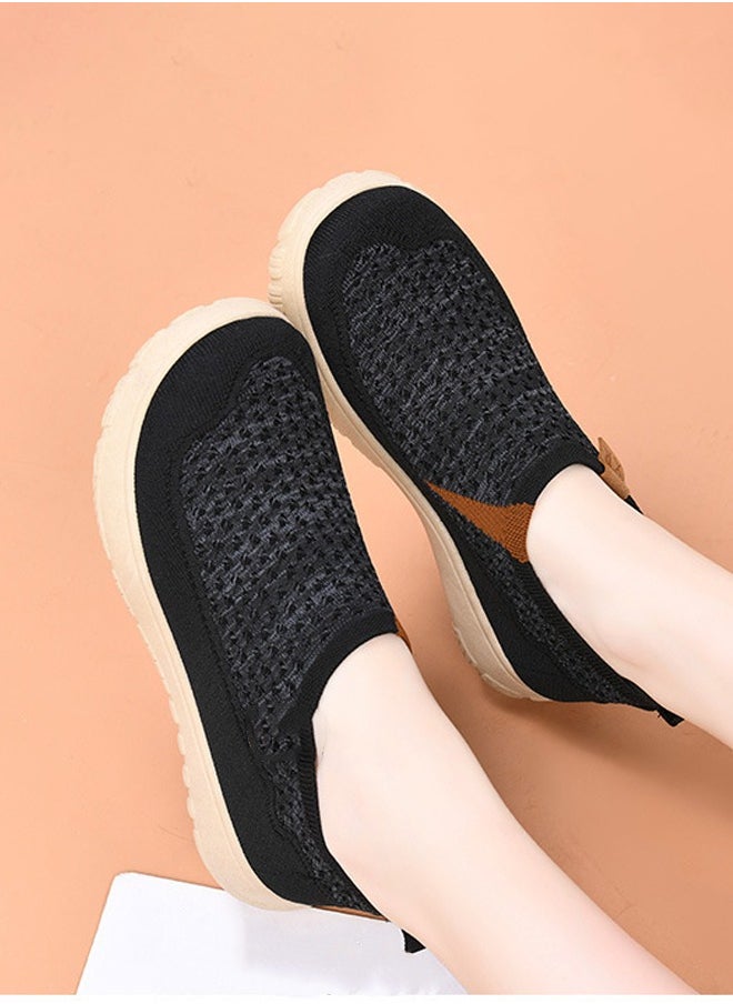 Ladies' sports shoes with mesh design, perfect for fitness running and casual wear. Lightweight, breathable, non-slip and ideal for gym wear. Comfortable and casual with built-in memory foam for tennis and jogging.