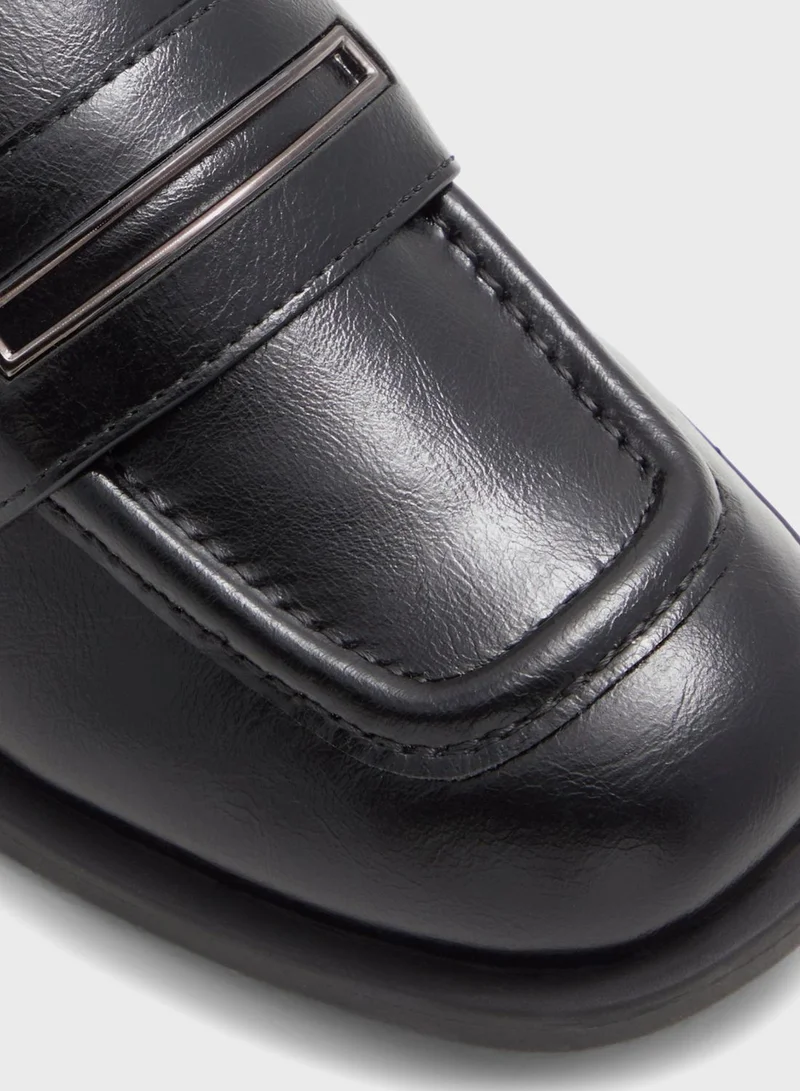 CALL IT SPRING Jaylin Flats Slip Ons